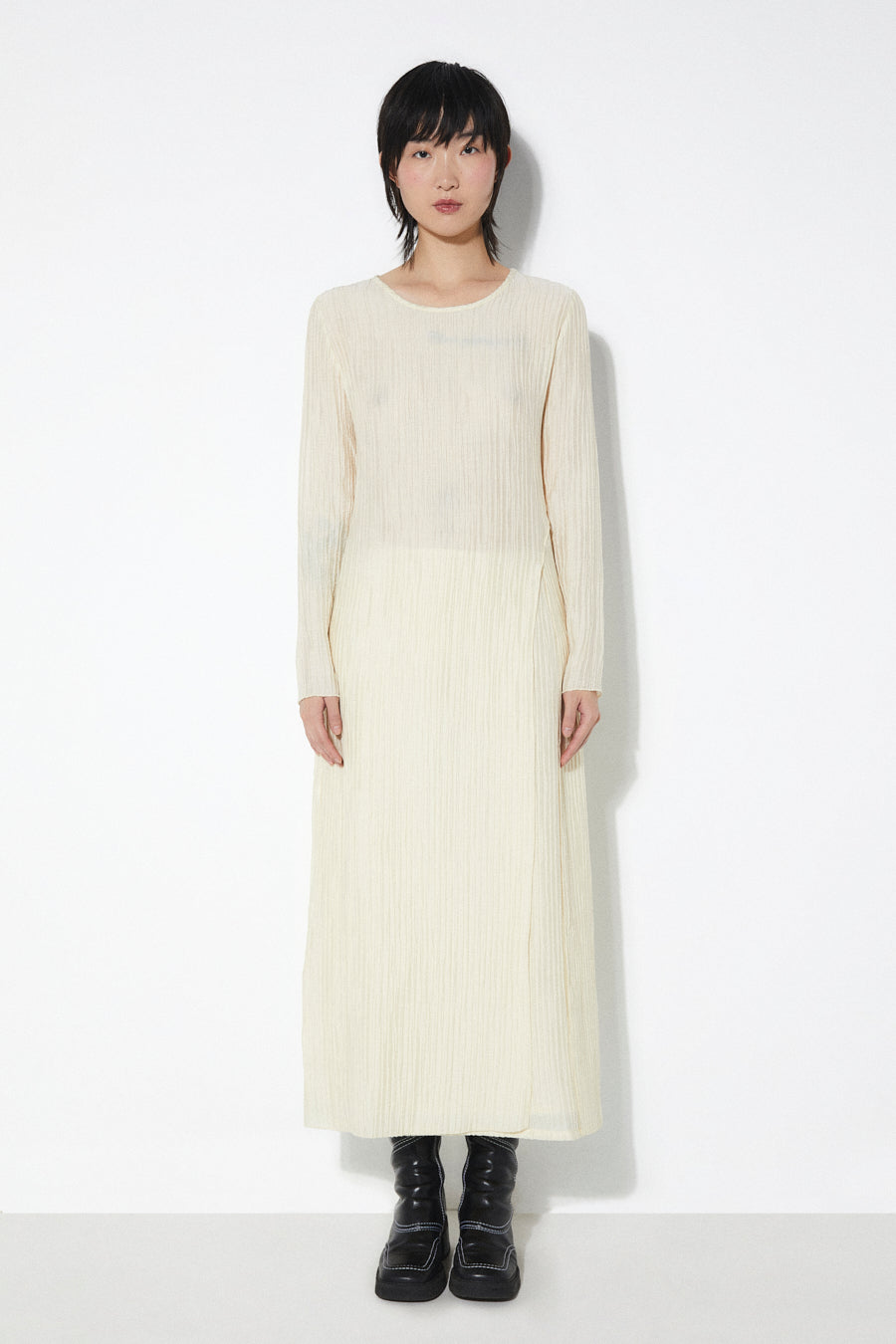 Safo Shirt Beige – Crinkled Lyocell Long Top | Rita Row