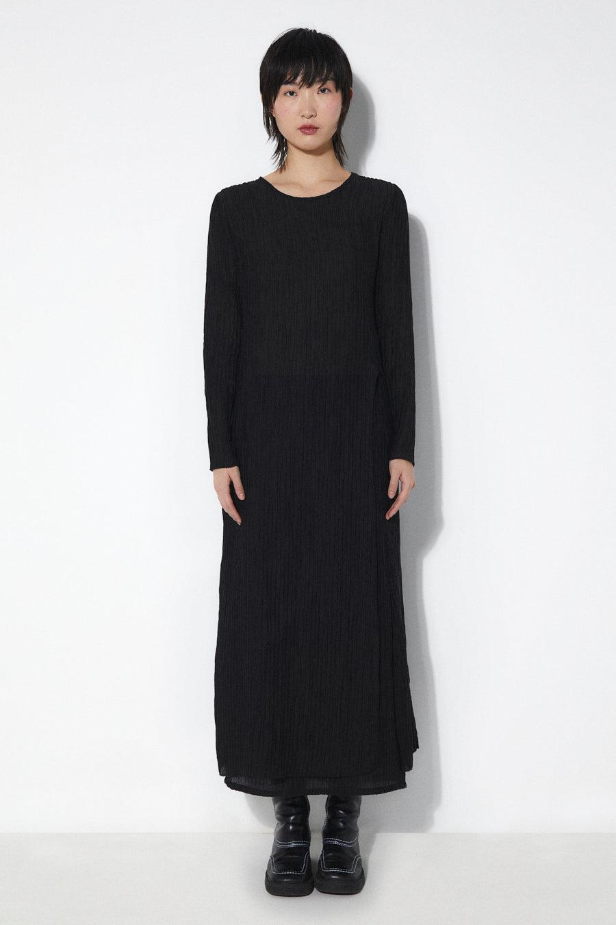 Safo Shirt Black – Crinkled Lyocell Long Top | Rita Row